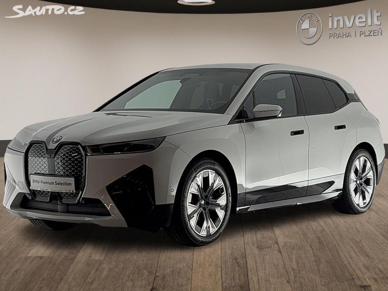 BMW iX, xDrive40